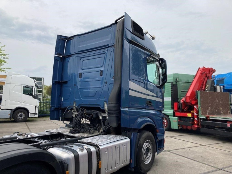 Trattore stradale Mercedes-Benz Actros 2863 LS 6x4: foto 8