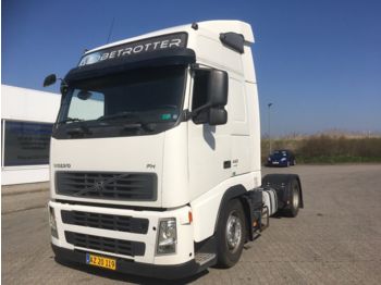 Trattore stradale Volvo FH440: foto 1