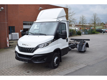 Autocarro telaio IVECO Daily 70c18