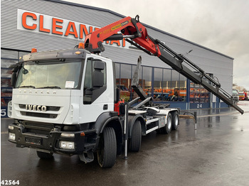 Autocarro scarrabile IVECO Trakker