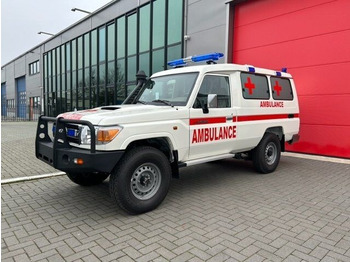 Toyota Landcruiser 4x4 Mentőautó - Ambulanza