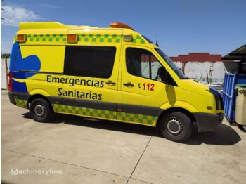 VOLKSWAGEN CRAFTER AMBULACIA SVA - Ambulanza