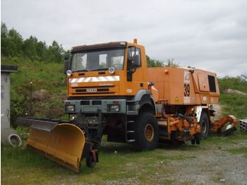 IVECO BUCHER SHØRLING P 17C / RUNWAY BLOWER / PLOW - Veicolo speciale/ Comunale