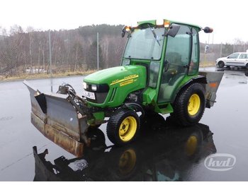  John-Deere 2520 Tractor with plow and spreader - Veicolo speciale/ Comunale