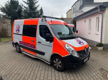 Ambulanza Renault Master L2/H2 Rettungswagen mit Durchgang: foto 1