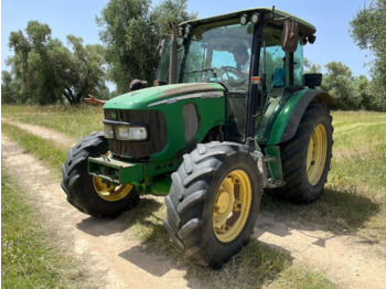 John Deere 5820 - Trattore: foto 1