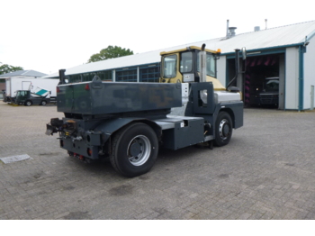 Mol RM 255 4X4 terminal drawbar tractor 150 ton - Trattore terminale: foto 4