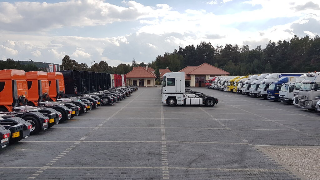 DUETDUDA - Macchine da cantiere CASE undefined: foto 13