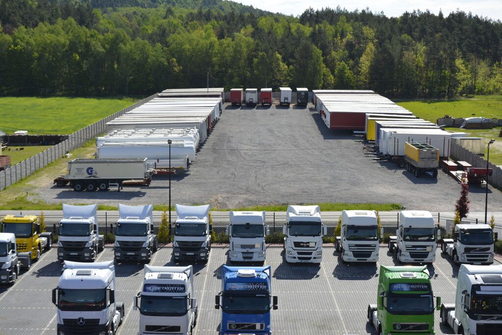 DUETDUDA - Macchine da cantiere CASE undefined: foto 10