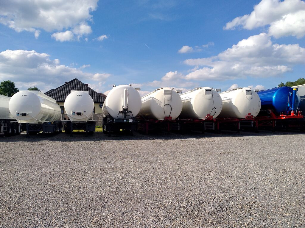 DUETDUDA - Macchine da cantiere CASE undefined: foto 19