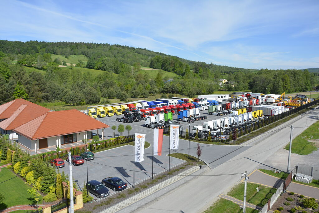 DUETDUDA - Macchine da cantiere CASE undefined: foto 1