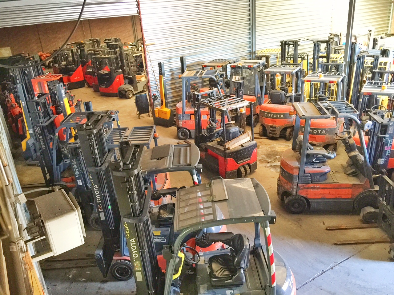 Van den Bosch vorkheftrucks B.V. - Veicoli da vendere undefined: foto 6