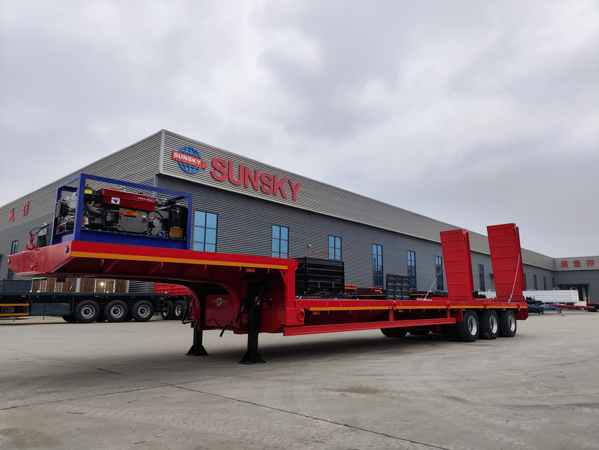 Xiamen Sunsky Vehicle Co.,Ltd - Camion SINOTRUK HOWO - nuovo, Euro 2 undefined: foto 14