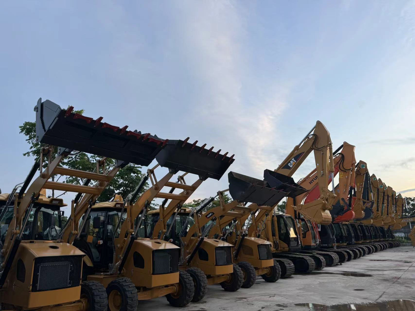 Sunight Development Company Limited - Trattori stradali - cambio: manuale undefined: foto 4