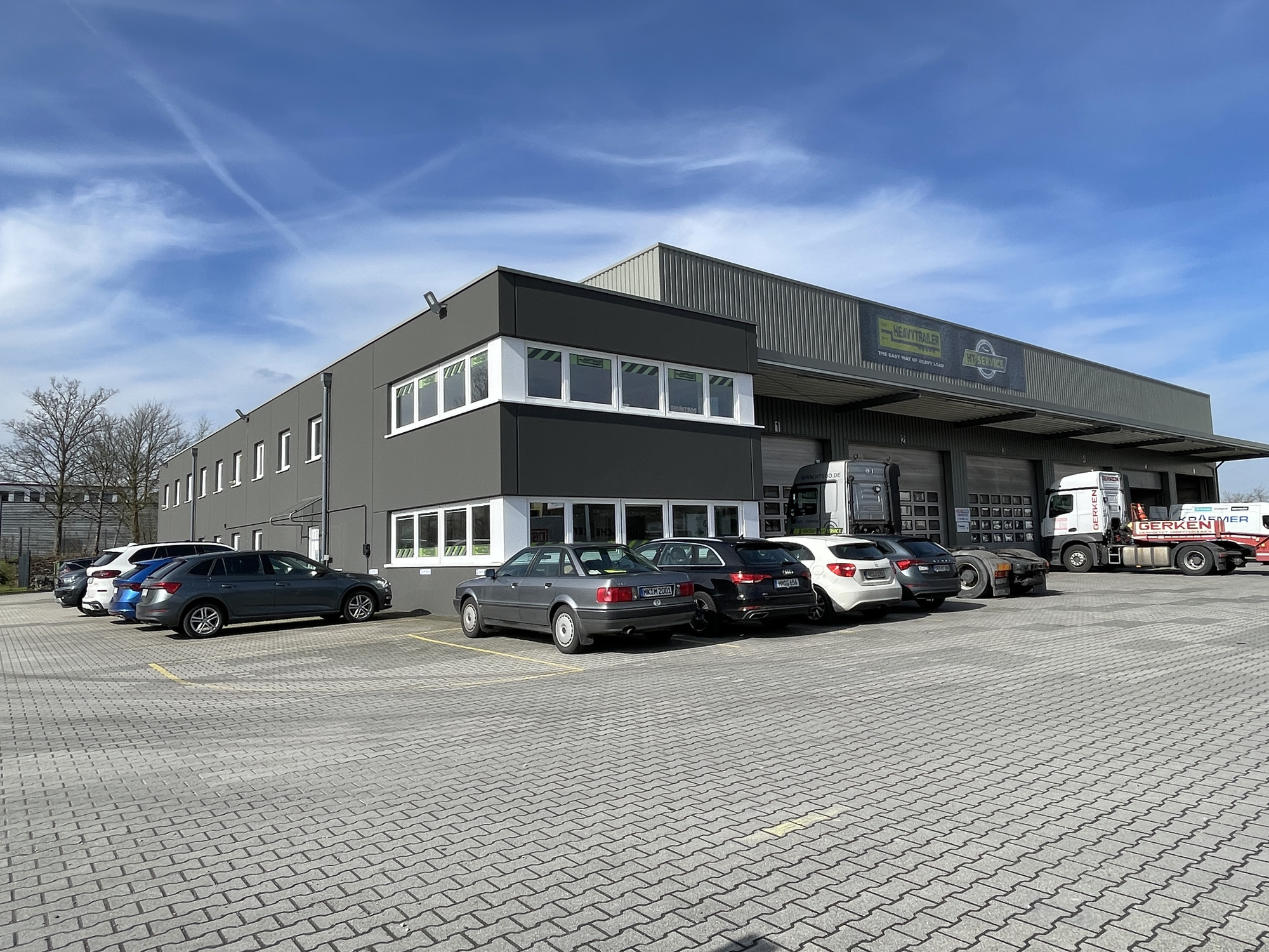 HEAVYTRAILER AG - Veicoli da vendere undefined: foto 1