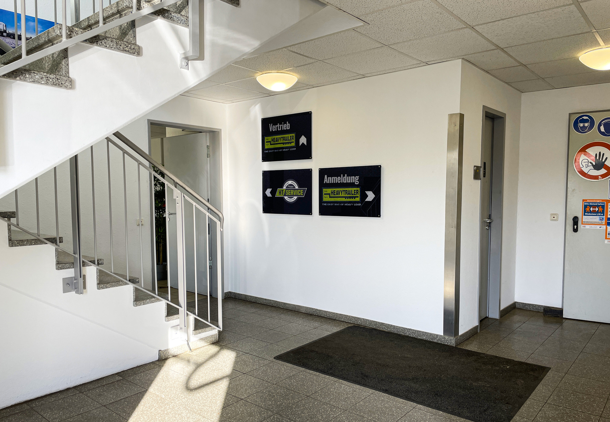 HEAVYTRAILER AG - Veicoli da vendere undefined: foto 3