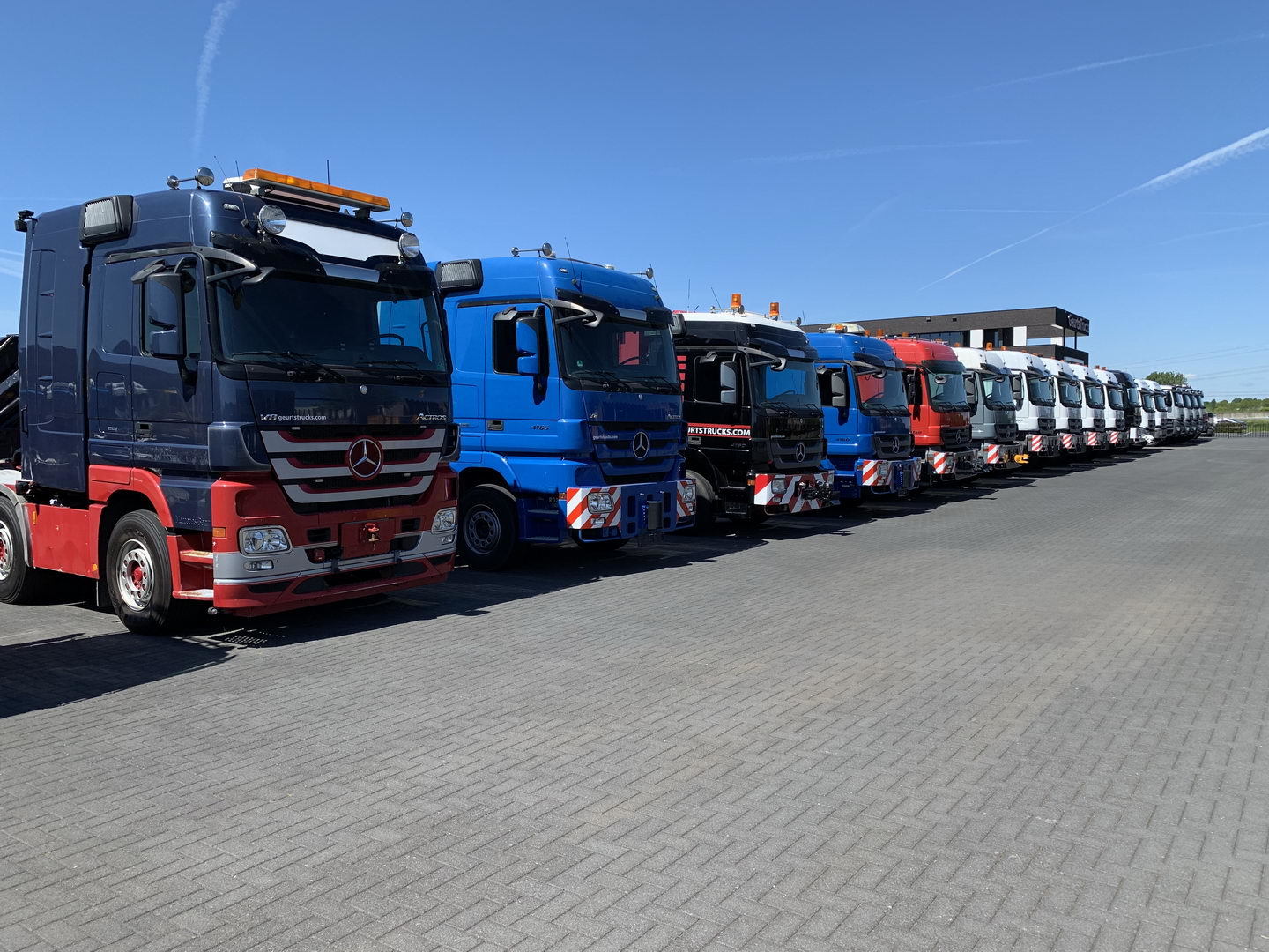 Geurts Trucks B.V. - Veicoli da vendere undefined: foto 12