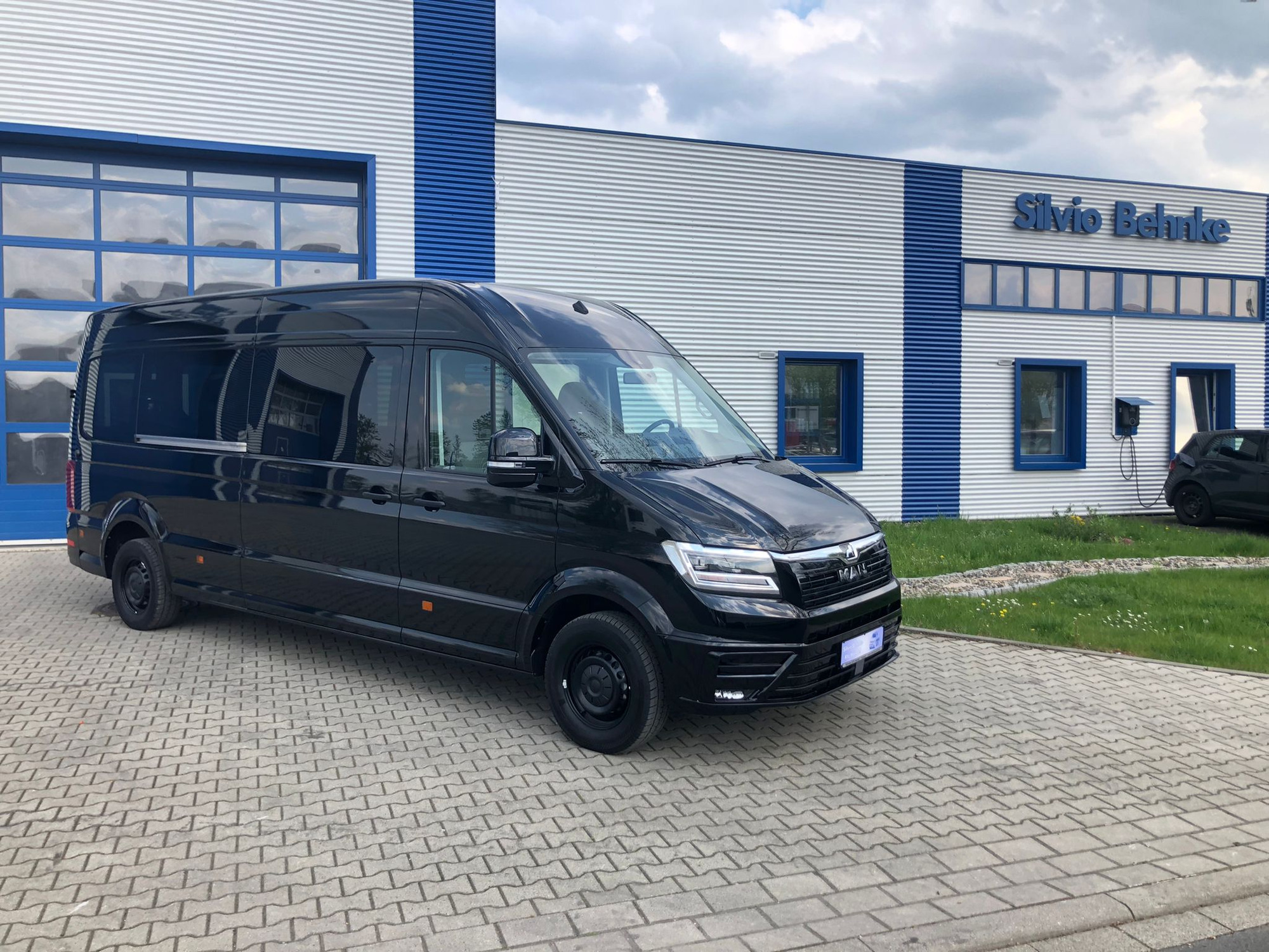 Silvio Behnke Kfz Handel und Vermietung GmbH - Veicoli da vendere undefined: foto 6