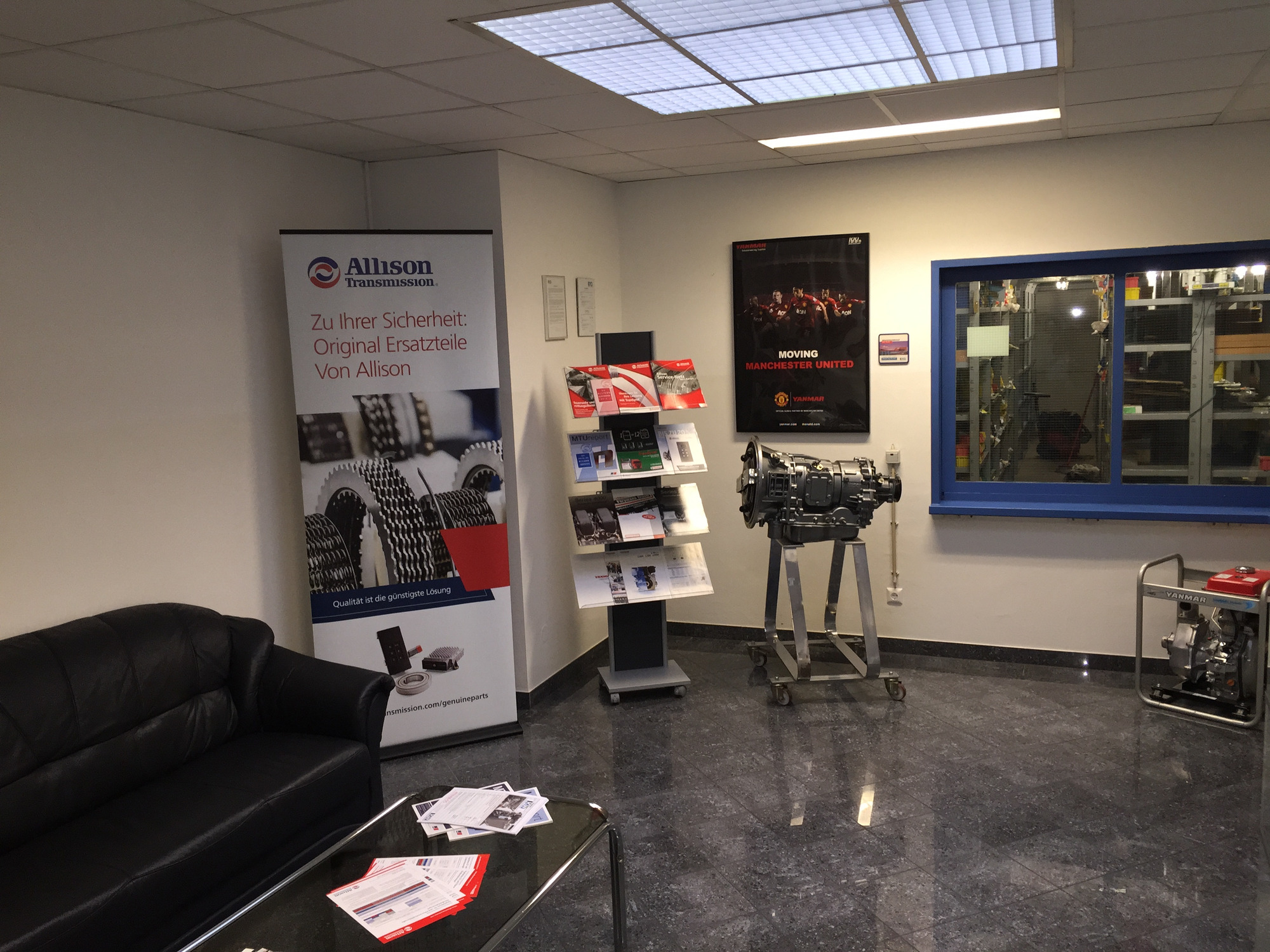 K&W Drive Systems - Veicoli da vendere undefined: foto 3