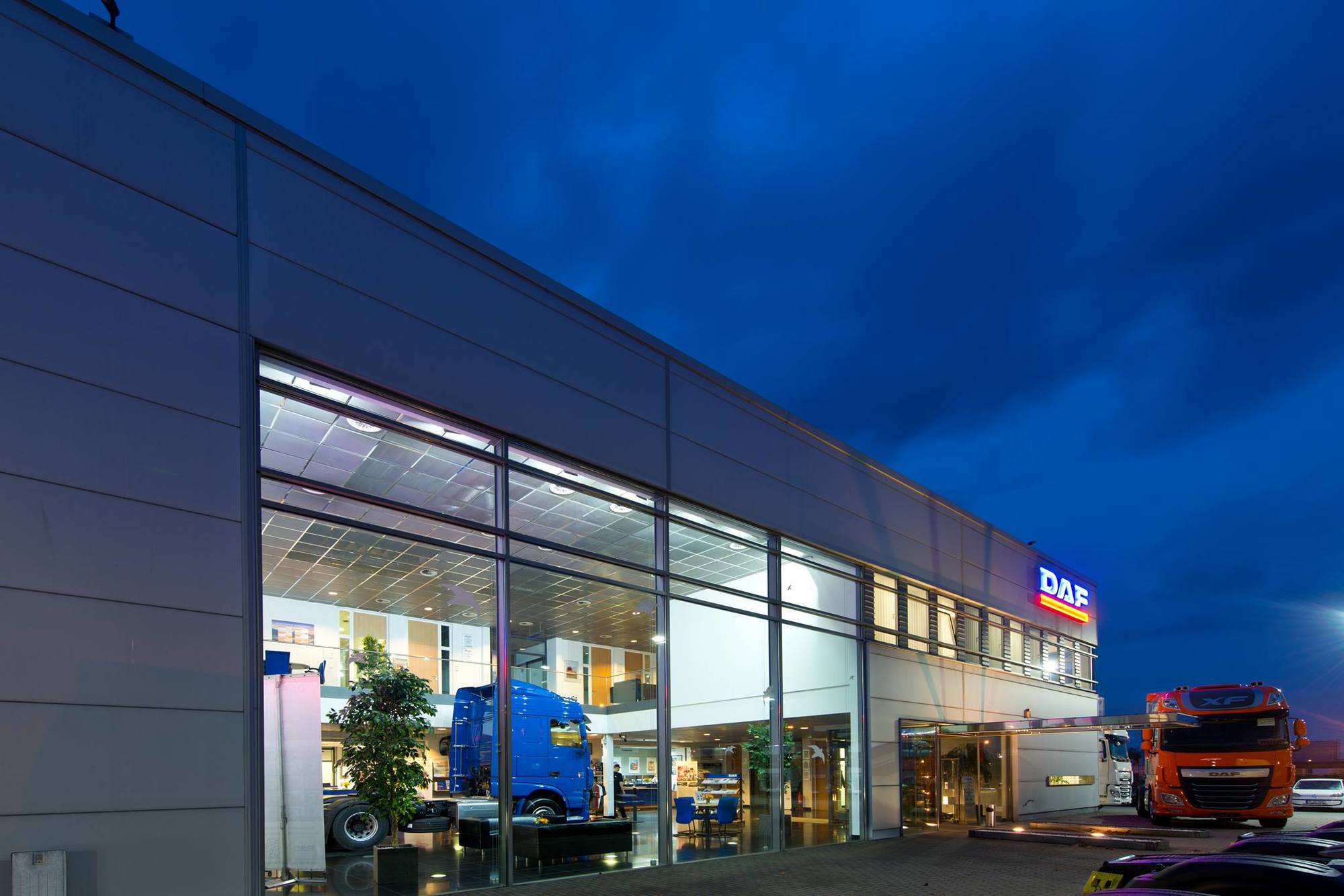 DAF Berlin GmbH - Trattori stradali DAF - nuovo, cambio: automatico undefined: foto 1