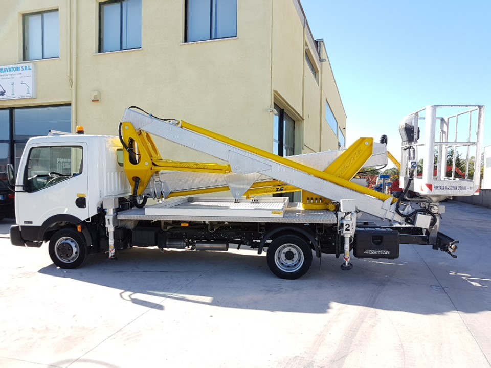 Centro Elevatori SRL - Macchine da cantiere - Anno: 2008 undefined: foto 5