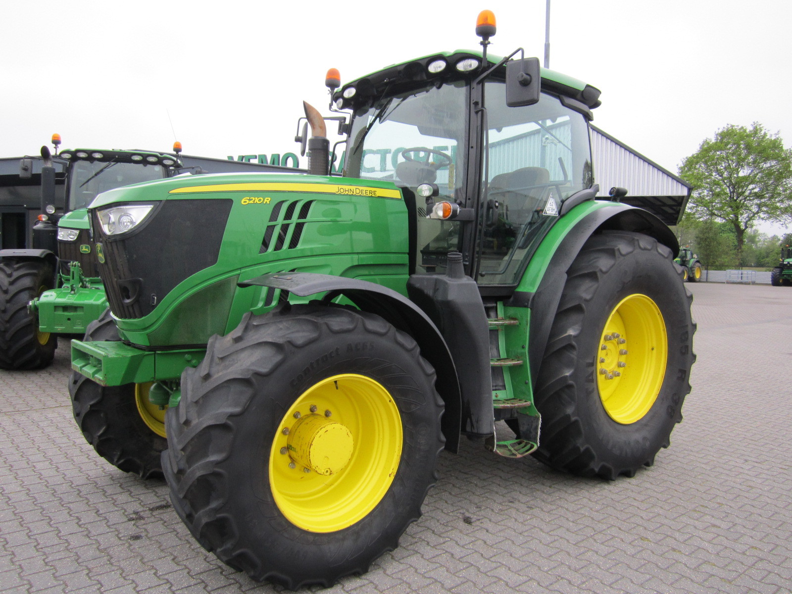 Vemo Tractoren BV - Veicoli da vendere undefined: foto 10