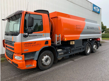 Camion cisterna DAF