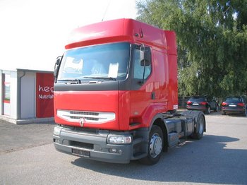 Trattore stradale RENAULT: foto 1