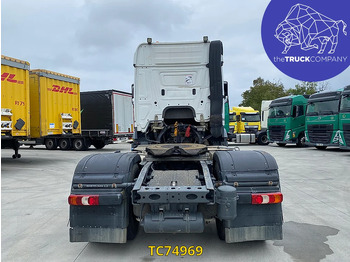 Trattore stradale Mercedes-Benz Arocs 1943: foto 4 Trattore stradale Mercedes-Benz Arocs 1943: foto 4