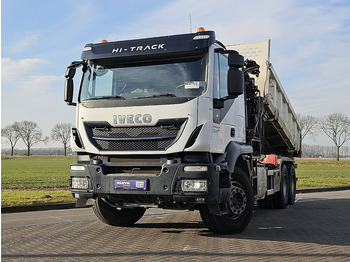 Autocarro ribaltabile IVECO Trakker