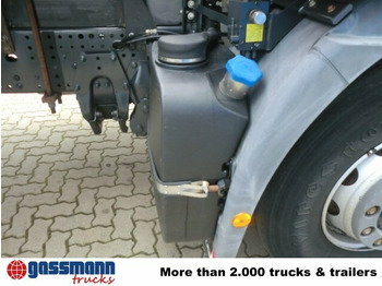 Autocarro con pianale/ Cassone fisso, Camion con gru Iveco AT260S31Y/P 6x2 mit Kran Copma 150.3: foto 5