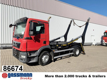 Autocarro multibenna MAN TGM