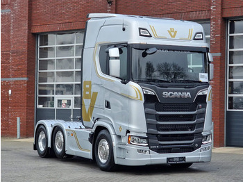 Trattore stradale SCANIA S 660 V8