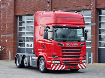 Trattore stradale SCANIA R 580