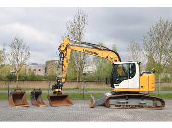 Escavatore cingolato LIEBHERR R 914