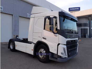 Trattore stradale VOLVO FM