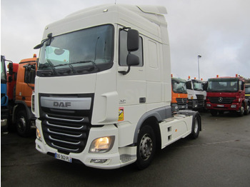 Trattore stradale DAF XF 105 460