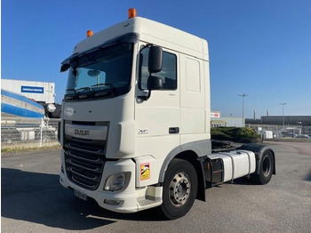 Trattore stradale DAF XF 105