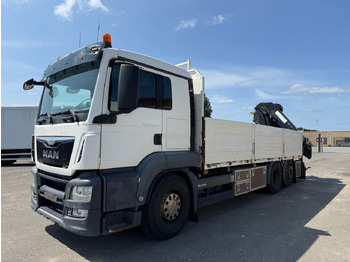 Camion con gru MAN TGS 26.400
