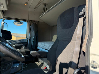 Trattore stradale DAF XF 510 6x2 Space Cab Hydraulic: foto 5