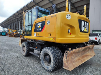 Escavatore gommato CATERPILLAR M318F