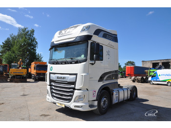 Trattore stradale DAF XF 530