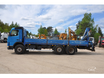 Autocarro con pianale/ Cassone fisso Volvo FM7: foto 3 Autocarro con pianale/ Cassone fisso Volvo FM7: foto 3