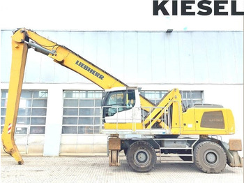 Escavatore per movimentazione LIEBHERR