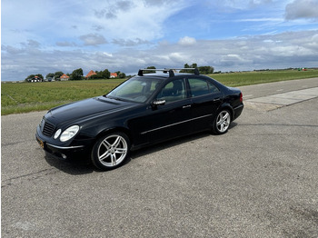 Autovettura MERCEDES-BENZ