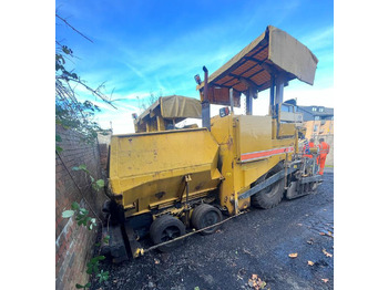 Finitrice CATERPILLAR