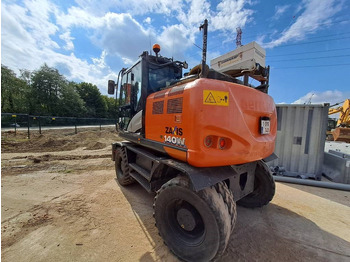 Escavatore gommato Hitachi ZX140WTB-6: foto 2