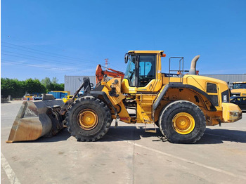 Pala gommata VOLVO L180G