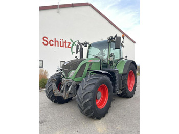 Trattore FENDT 718 Vario