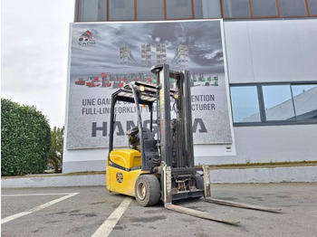Carrello elevatore elettrico YALE
